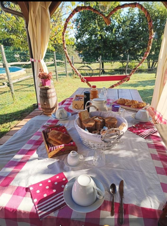 Bed and Breakfast La Diligenza Tagliolo Monferrato Habitación foto